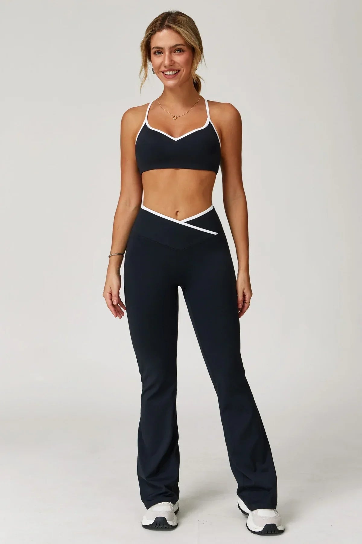 Liz Flare Leggings - Black
